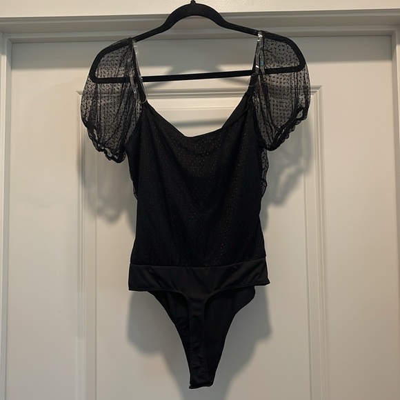 Windsor NWT Black polka dot bodysuit - Picture 4 of 5